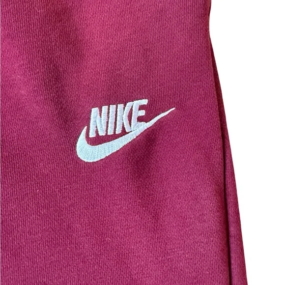 Nike - Women’s Maroon Jogger Sweatpant Size XS - Picture 6 of 16